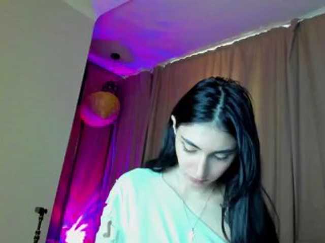 lesyalis live cam on BongaCams