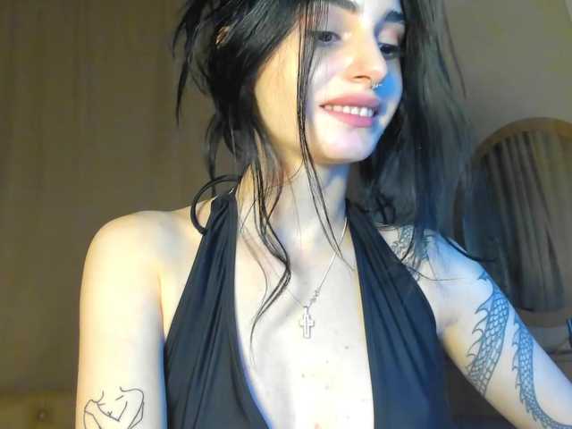 lesyalis live cam on BongaCams