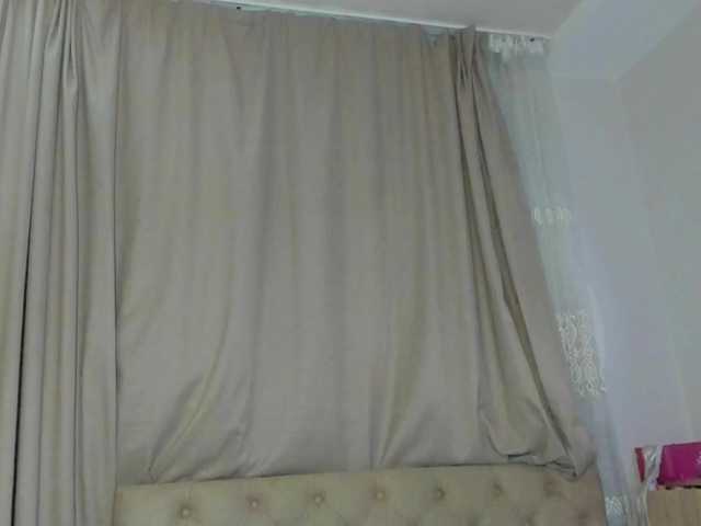 lesyalis live cam on BongaCams