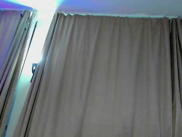 lesyalis live cam on BongaCams