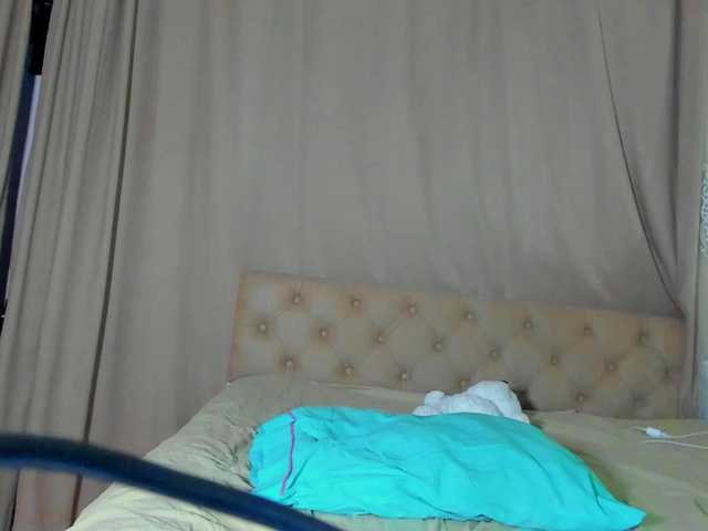 lesyalis live cam on BongaCams