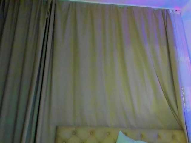 lesyalis live cam on BongaCams