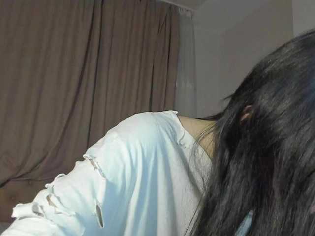 lesyalis live cam on BongaCams