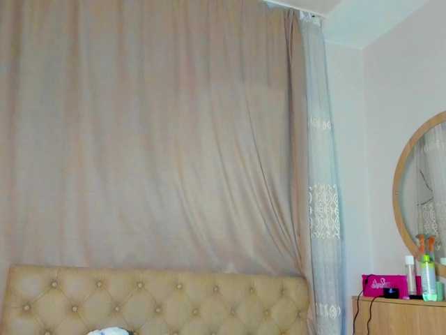 lesyalis live cam on BongaCams