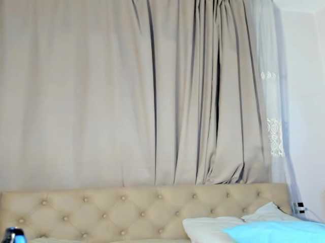 lesyalis live cam on BongaCams