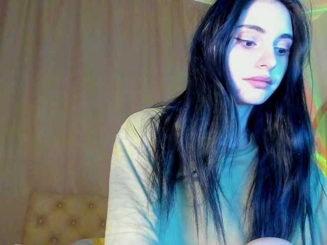 lesyalis live cam on BongaCams