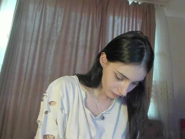 lesyalis live cam on BongaCams