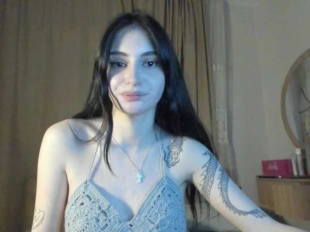 lesyalis live cam on BongaCams