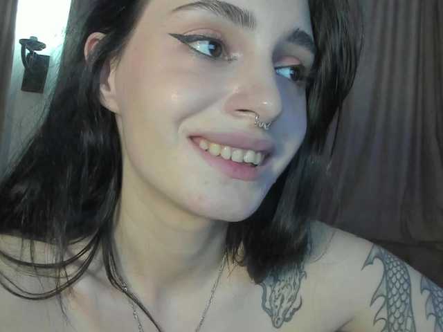 lesyalis live cam on BongaCams