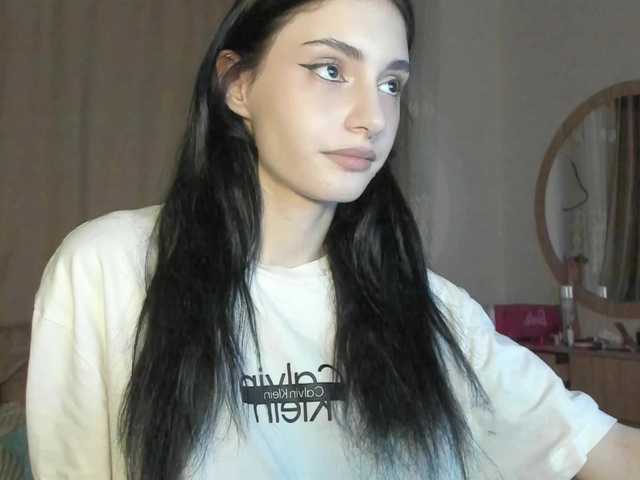 lesyalis live cam on BongaCams