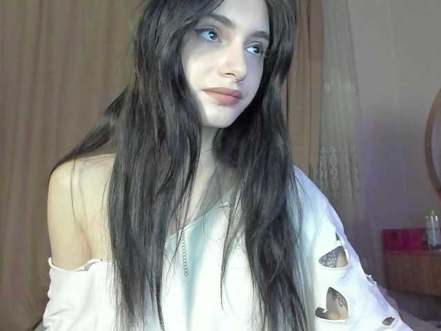 lesyalis live cam on BongaCams
