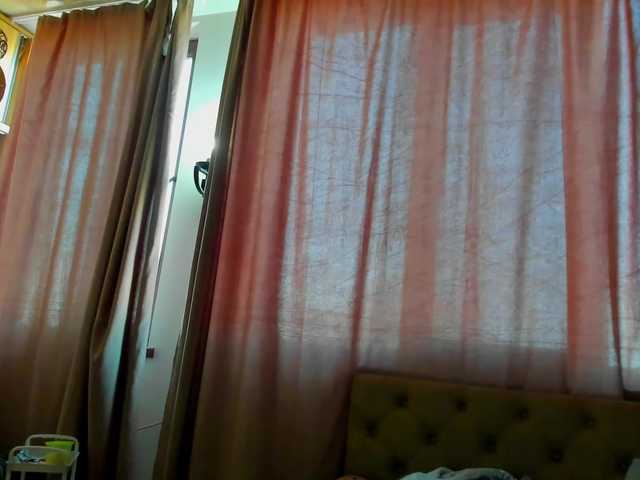 lesyalis live cam on BongaCams