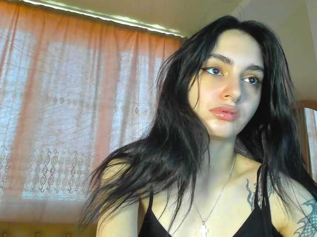 lesyalis live cam on BongaCams