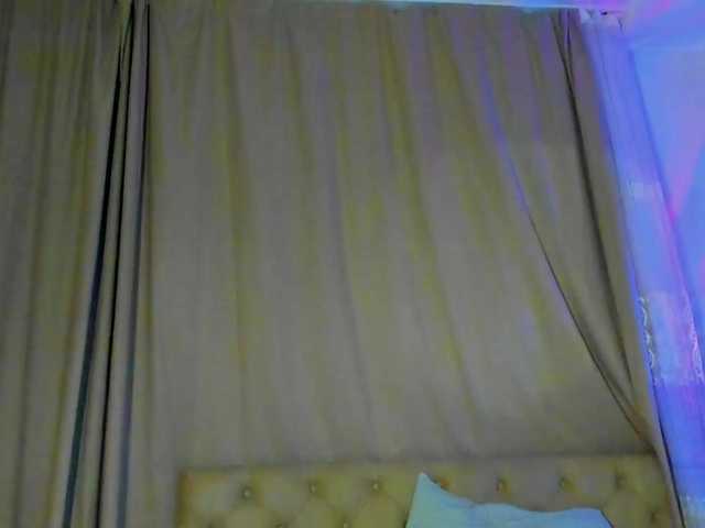 lesyalis live cam on BongaCams