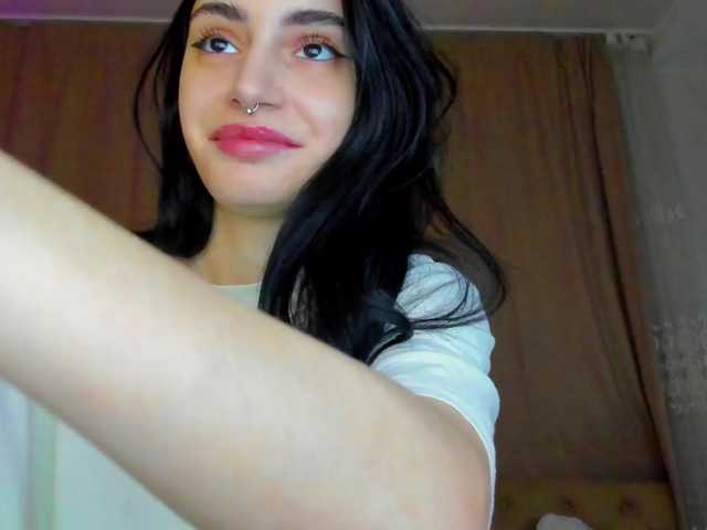 lesyalis live cam on BongaCams