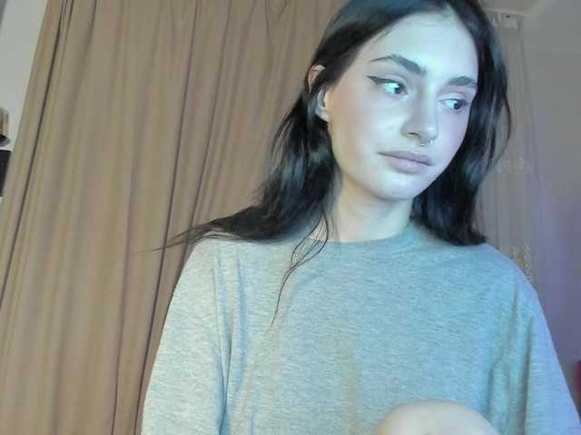lesyalis live cam on BongaCams
