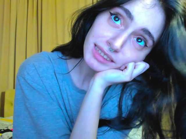 lesyalis