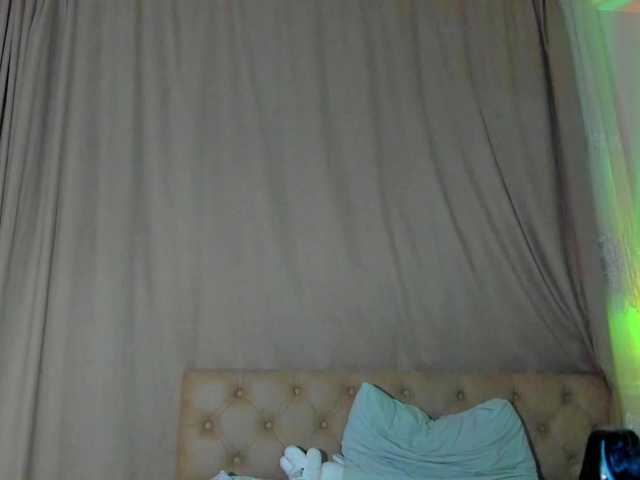lesyalis live cam on BongaCams