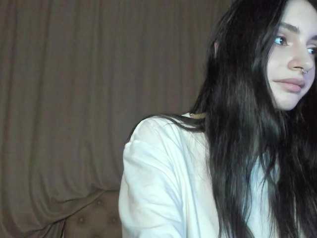 lesyalis live cam on BongaCams