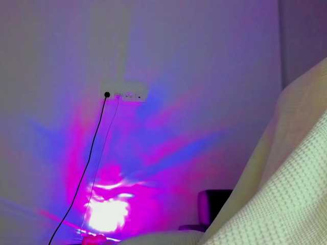 lesyalis live cam preview