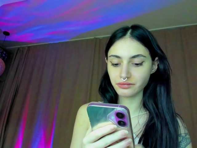 lesyalis live cam on BongaCams