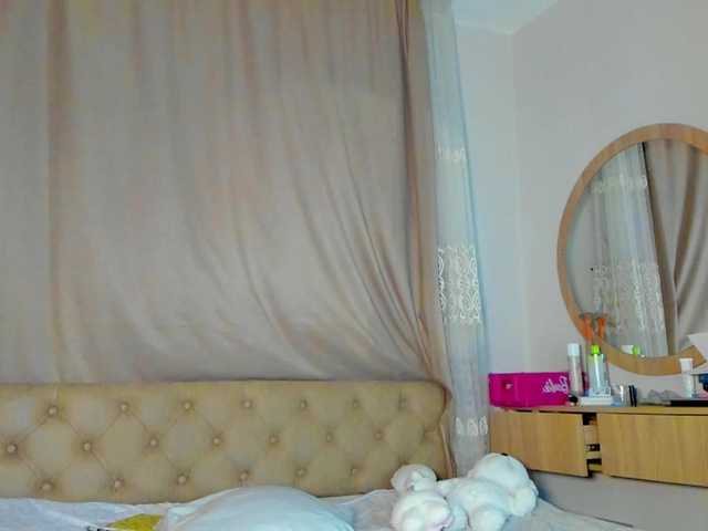 lesyalis live cam on BongaCams