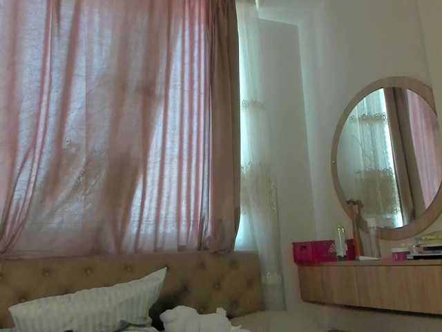 lesyalis live cam on BongaCams