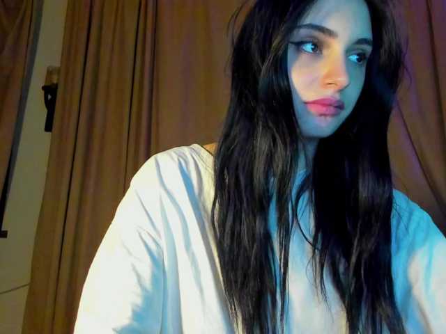 lesyalis live cam on BongaCams