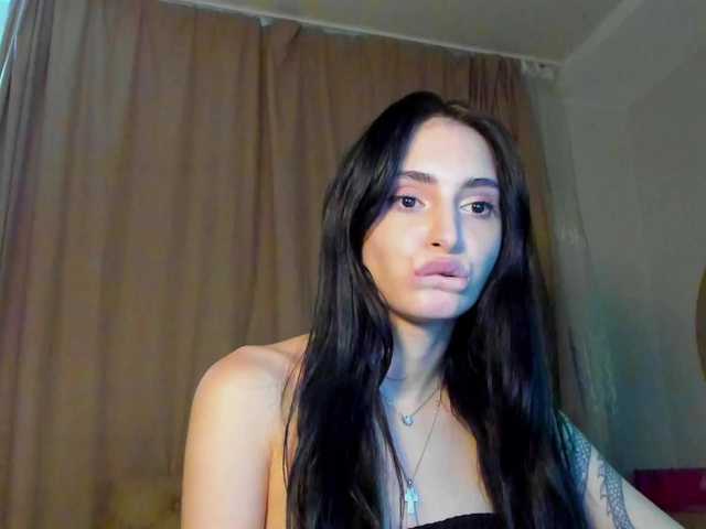 lesyalis live cam on BongaCams