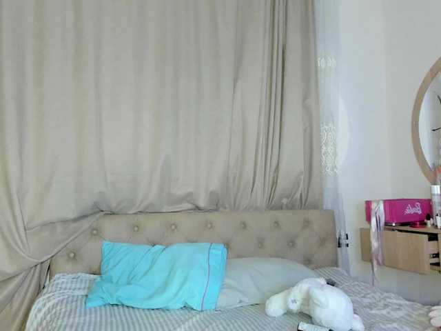 lesyalis live cam on BongaCams