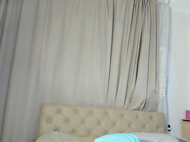 lesyalis live cam on BongaCams