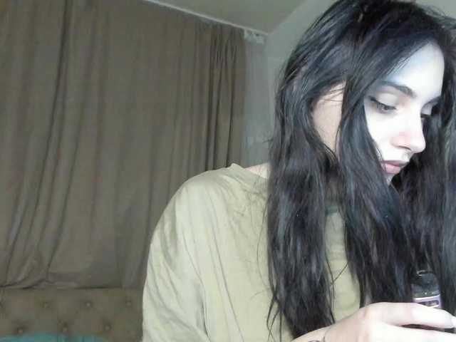 lesyalis live cam on BongaCams