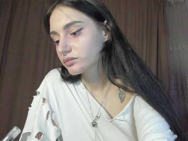 lesyalis live cam on BongaCams