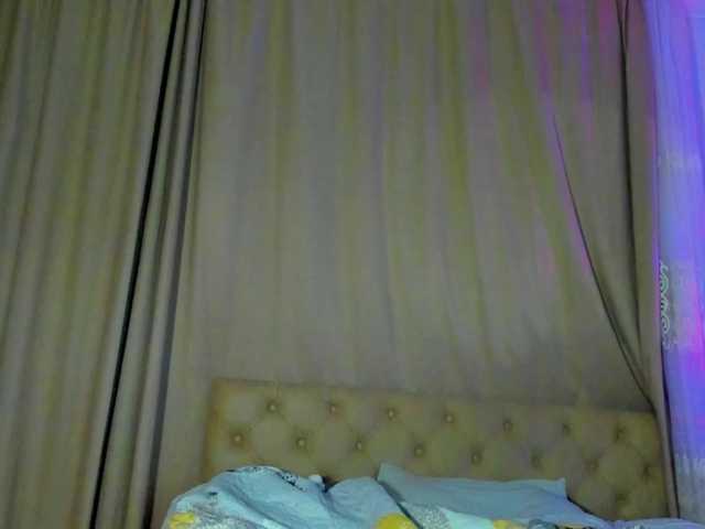 lesyalis live cam on BongaCams