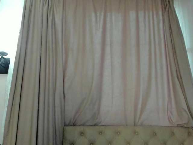 lesyalis live cam on BongaCams