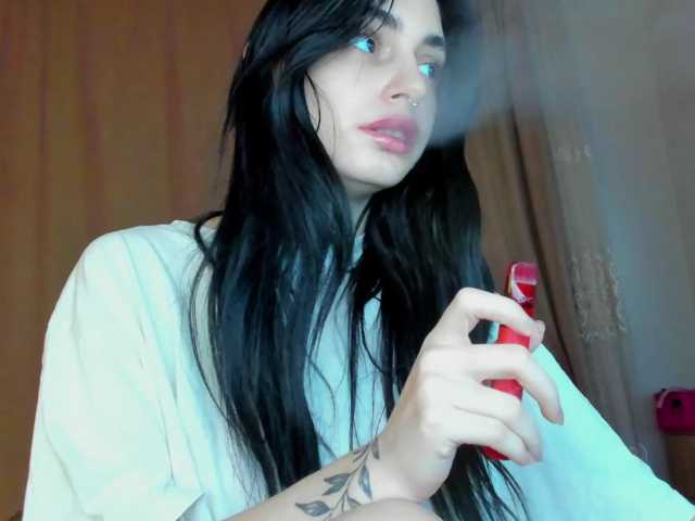 lesyalis live cam on BongaCams