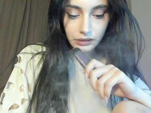 lesyalis live cam on BongaCams