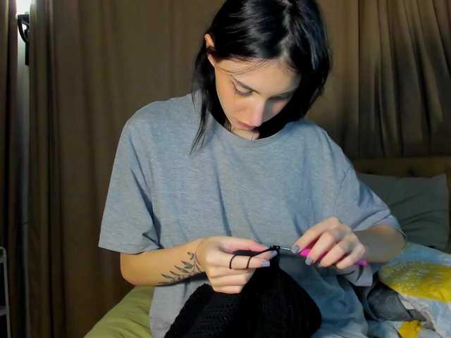 lesyalis live cam on BongaCams