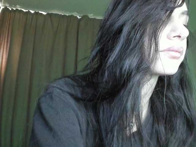 lesyalis live cam on BongaCams