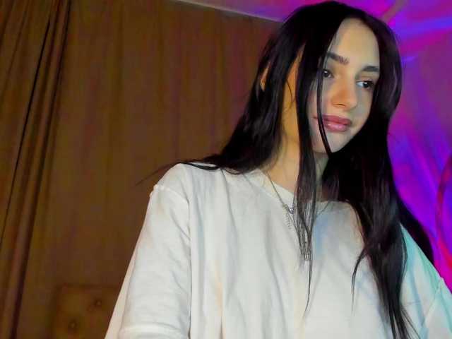 lesyalis live cam on BongaCams