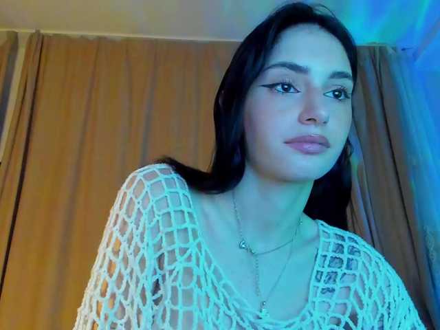 lesyalis live cam on BongaCams