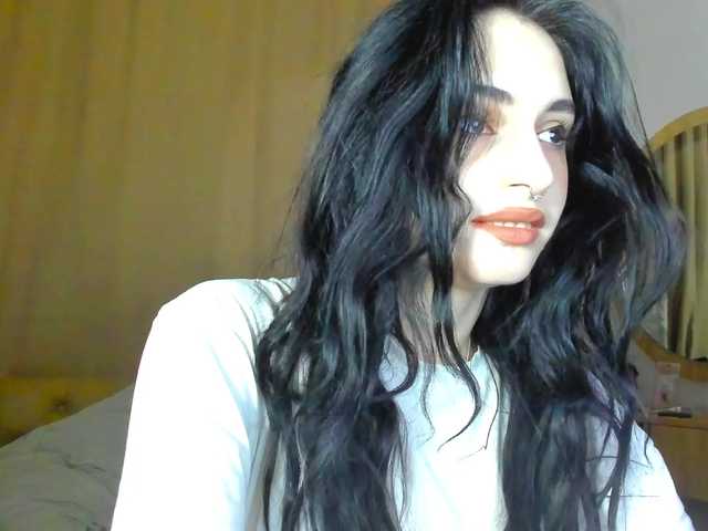 lesyalis live cam on BongaCams