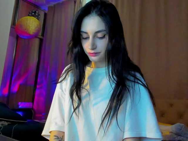 lesyalis live cam on BongaCams