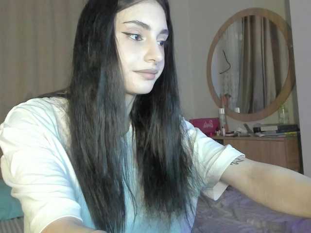 lesyalis live cam on BongaCams