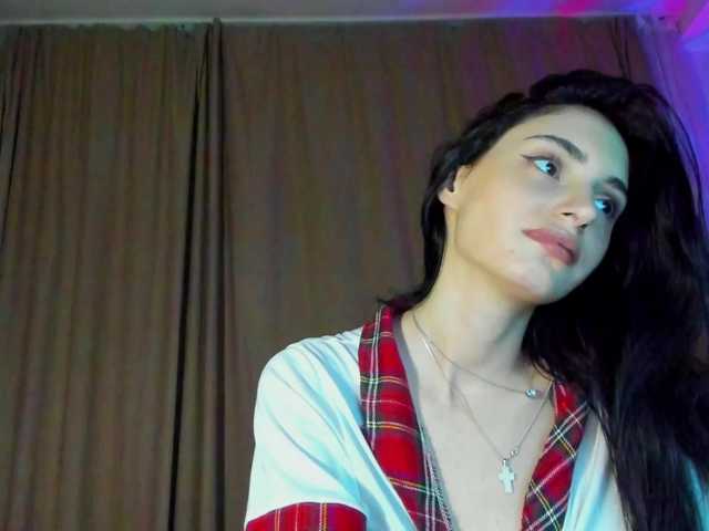 lesyalis live cam on BongaCams