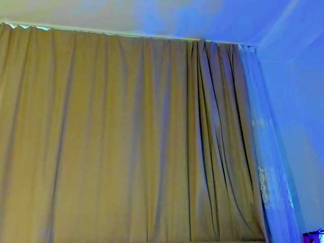 lesyalis live cam on BongaCams