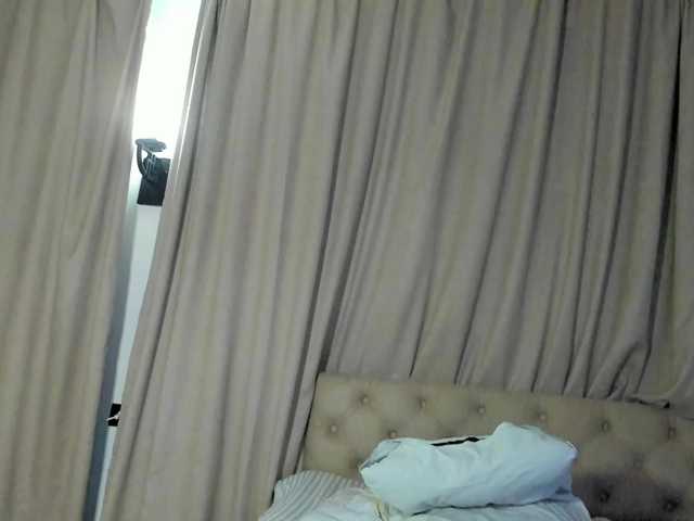 lesyalis live webcam show