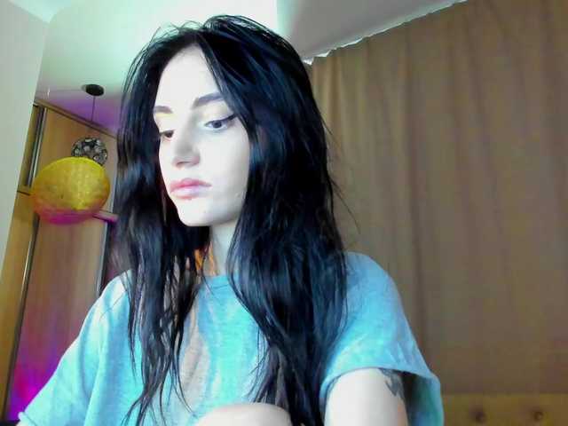 lesyalis live cam on BongaCams