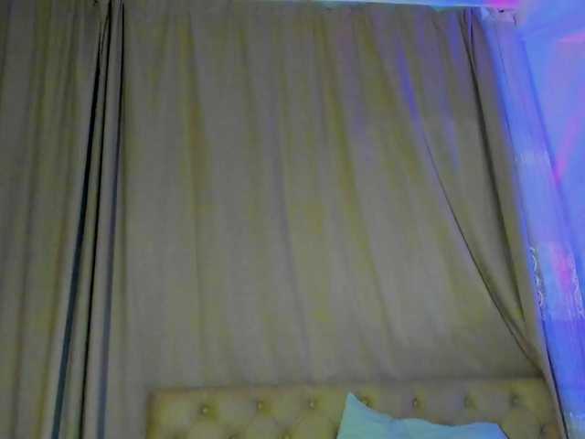 lesyalis live cam on BongaCams