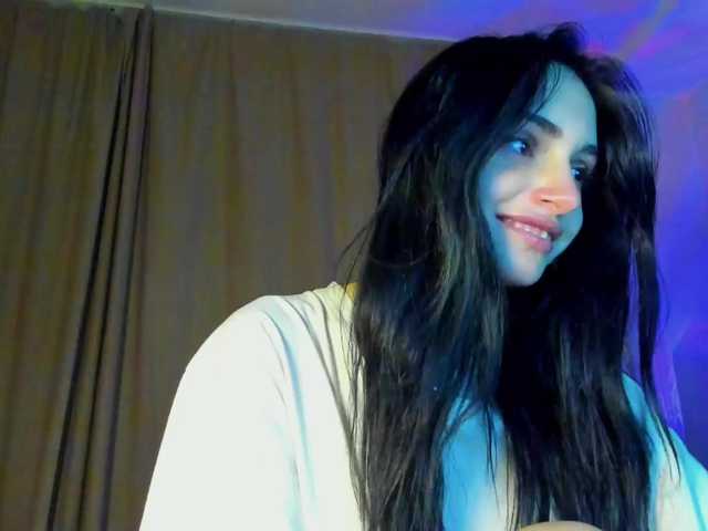 lesyalis live cam on BongaCams